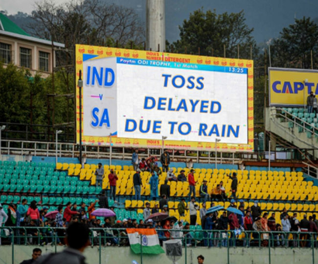 भारत और साउथ अफ्रीका के बीच धर्मशाला वनडे में समय पर नहीं हो पाया टॉस
